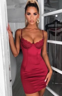 S.D NEW ARRIVALS Chantel Mini Dress - Burgundy