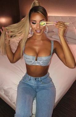 S.D NEW ARRIVALS Estera Top - Silver Sparkle