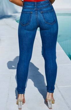 V.B CLOTHING Amelia Jeans - Medium Blue