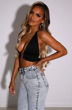 M.T Amaya Crop - Black