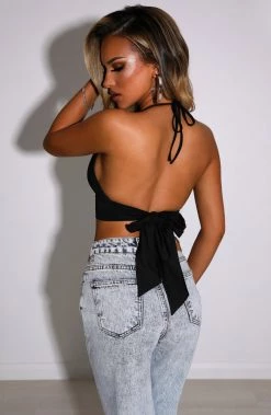 M.T Amaya Crop - Black