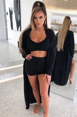 C.F Amira Cozy Crop - Black BACK IN