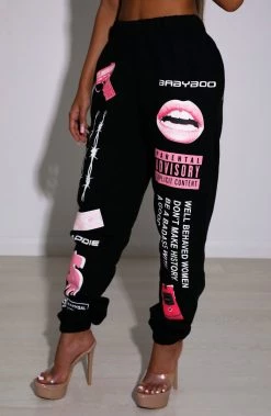 M.T NEW ARRIVALS Baddie Graphic Trackpant - Black