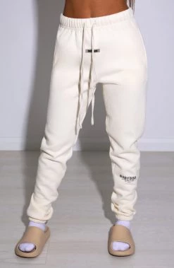 M.T NEW ARRIVALS Ivy Luxe Trackpant - Cream