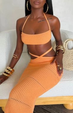 T.T NEW ARRIVALS Aubery Top - Orange