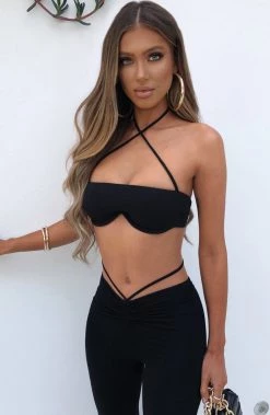 L.F Layla Crop - Black NEW ARRIVALS