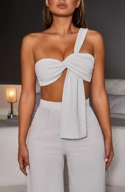 C.F Elle Top - White BACK IN