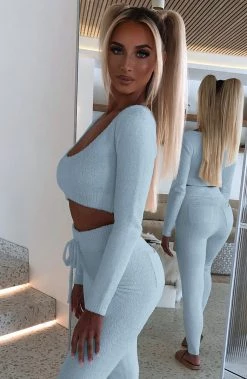 C.F NEW ARRIVALS Rita Cozy Crop - Baby Blue