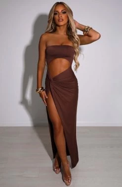 M.T NEW ARRIVALS Sylvianna Maxi Dress - Chocolate