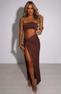 M.T NEW ARRIVALS Sylvianna Maxi Dress - Chocolate