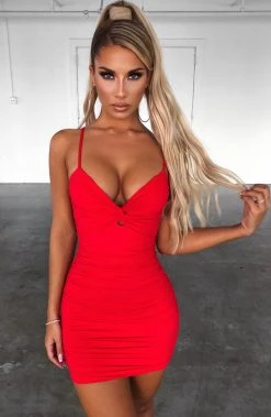 S.D NEW ARRIVALS Savannah Mini Dress - Red